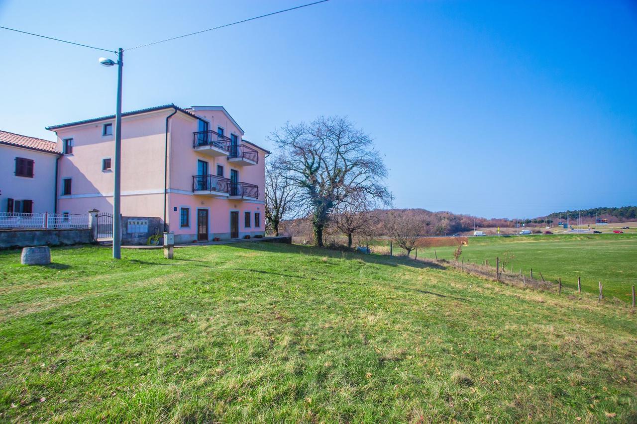 Stancija Lindi Porec Vrvari Exterior photo